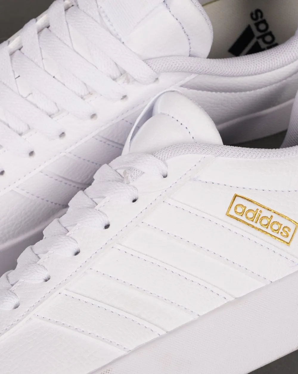 Adidas Court Trainers White - gold