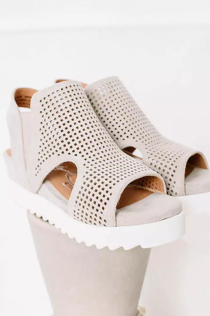 Amy Platform Sandals | Grey