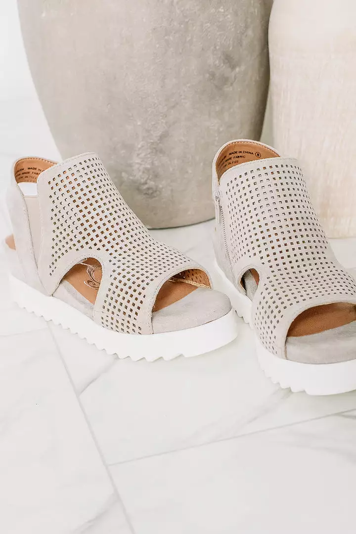 Amy Platform Sandals | Grey