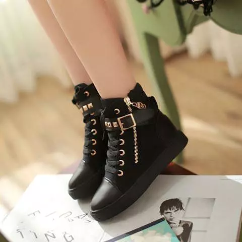 Black Straps Studs Sneakers Shoes SD02312