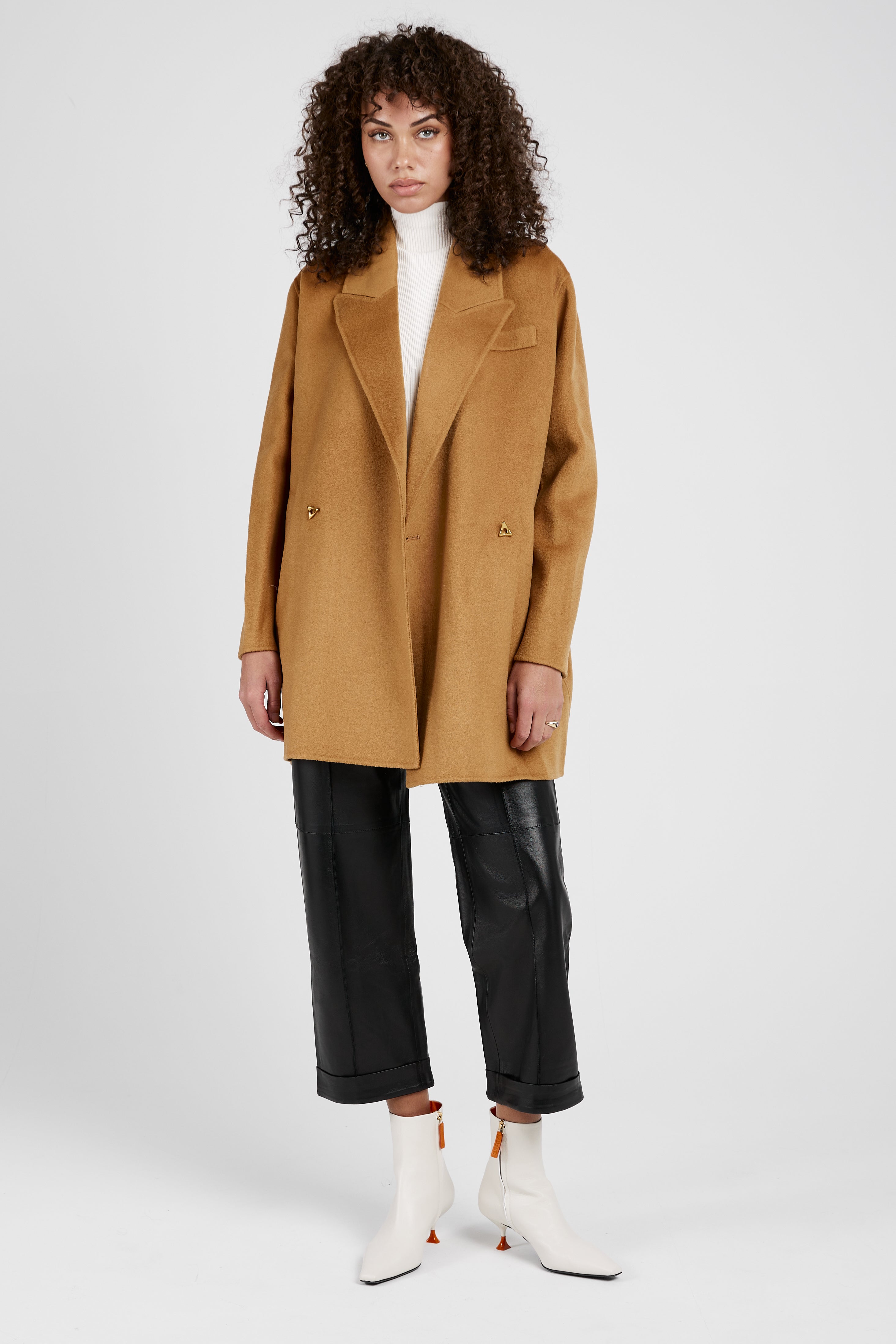 Cavendish Cashmere Wool Coat in Tan