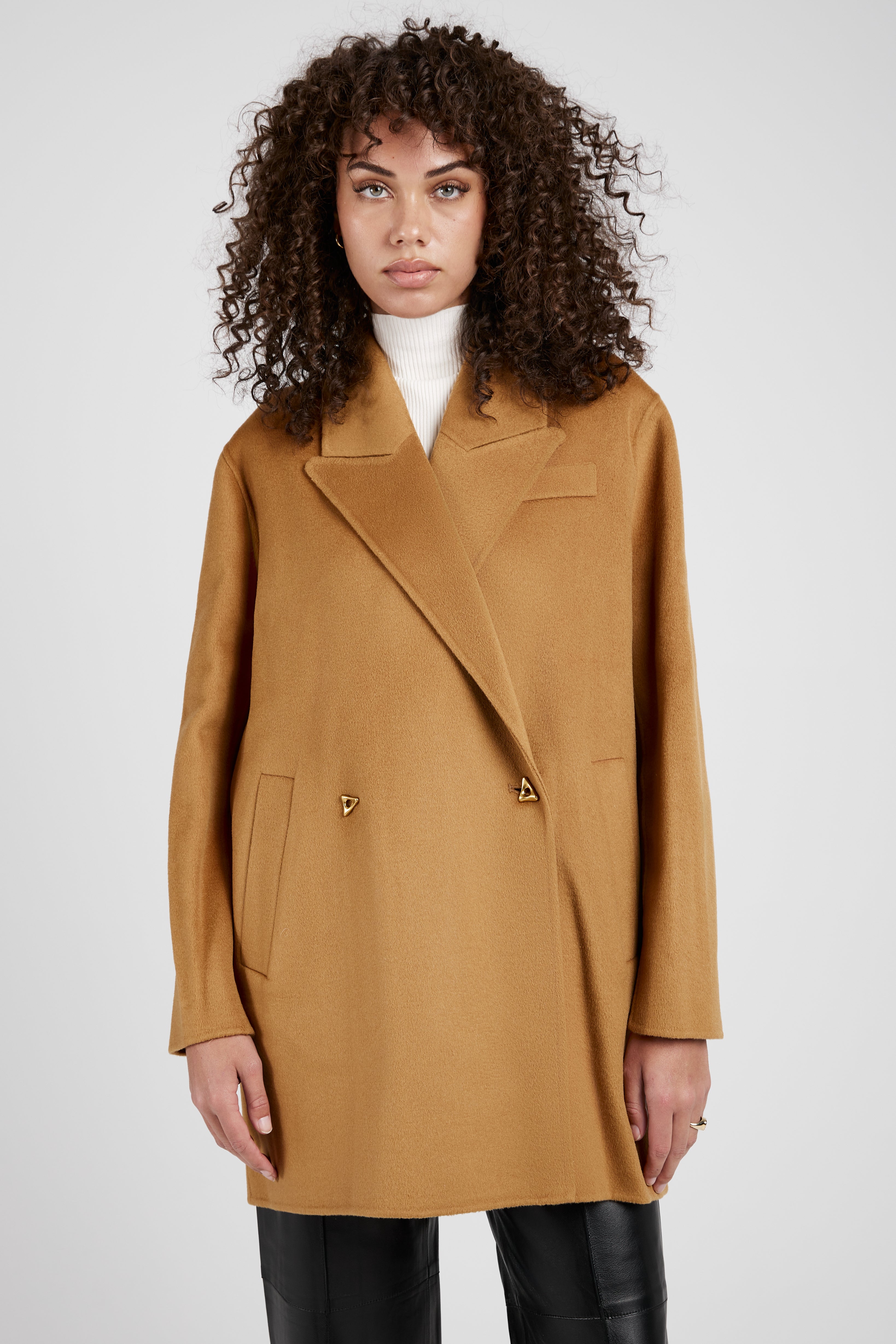 Cavendish Cashmere Wool Coat in Tan