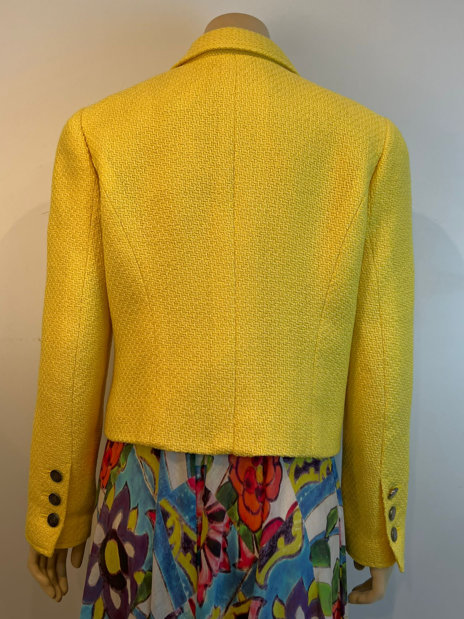 Chanel Vintage 97C 1997 Cruise Yellow Jacket FR 44 US 6/8