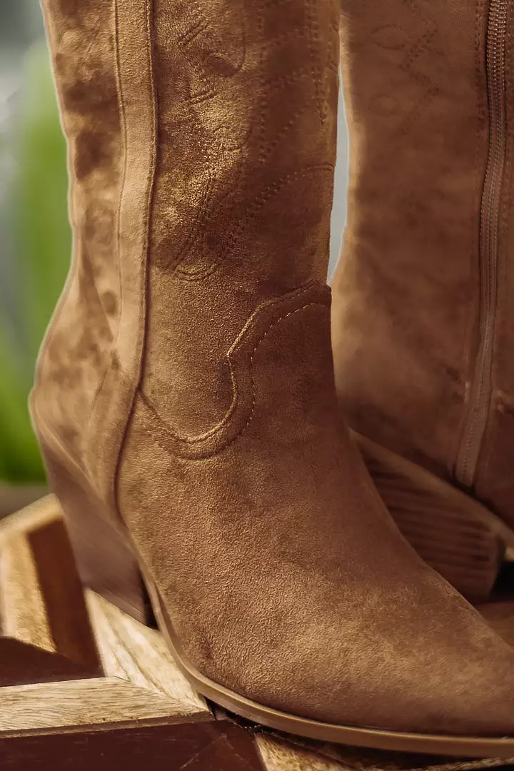 Howdy Tall Boots | Cognac Suede