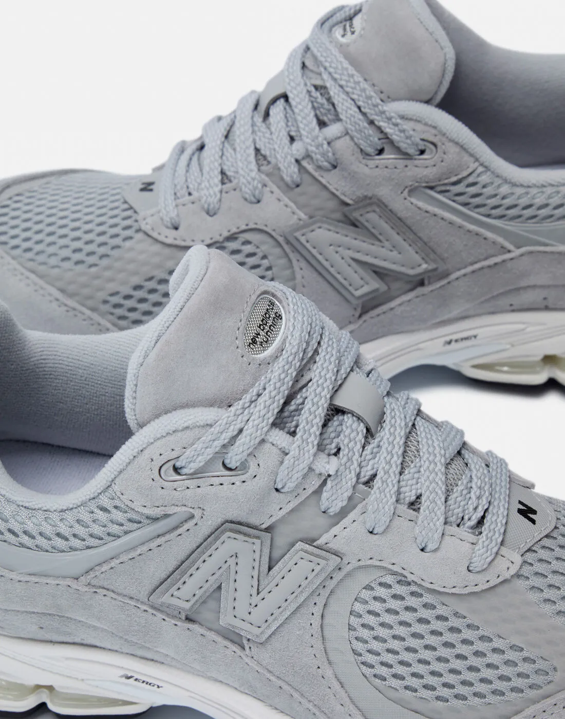 New Balance Womens 2002R Trainers