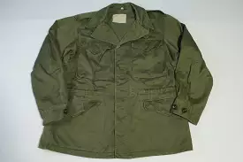 Original WWII US ARMY M-1943 M43 Combat Big Pocket Field Jacket 38R