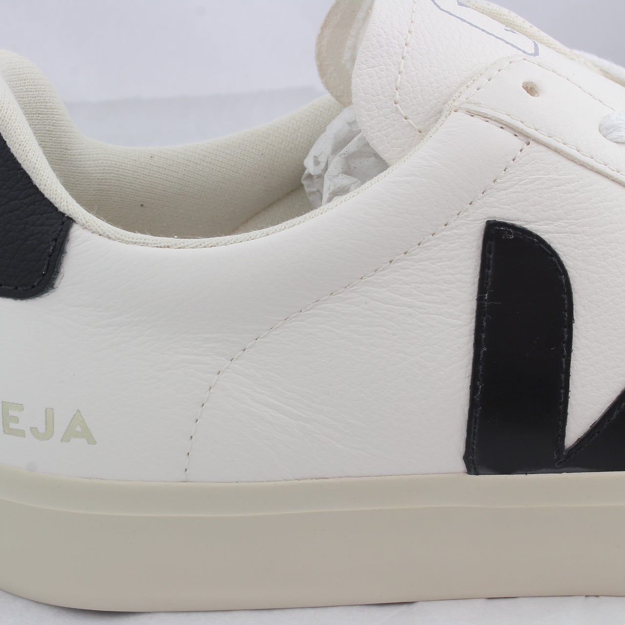 Veja Campo White Black Leather Trainers